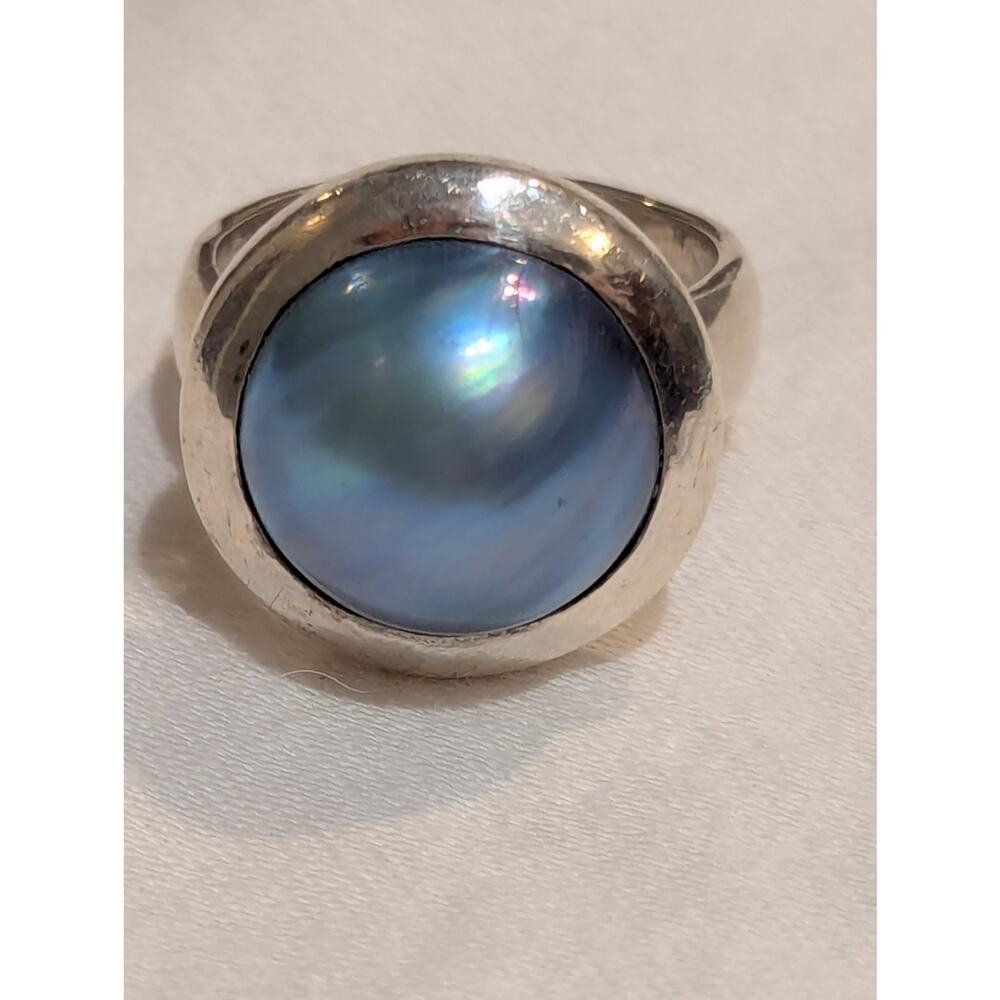 Vtg. Cultured Mabe Pearl Sterling Silver Ring, Size 8.5 - Picture 2 of 6